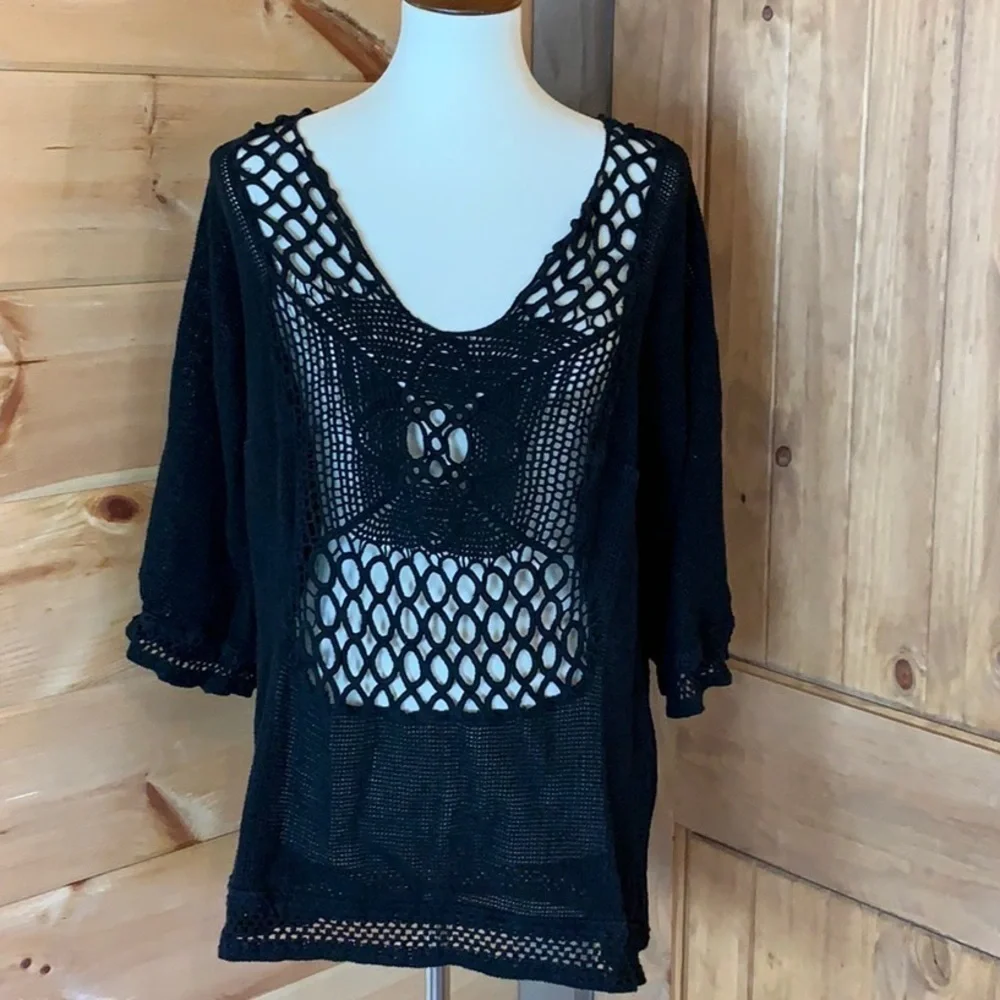 Soft Surroundings black crochet top/coverup Size Small
